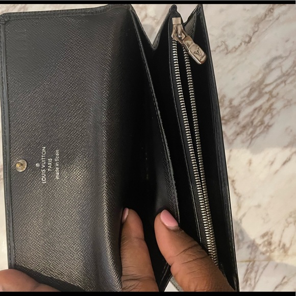 Louis Vuitton Sarah Epi Leather Wallet - Picture 6 of 9